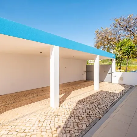 Orada Vila *